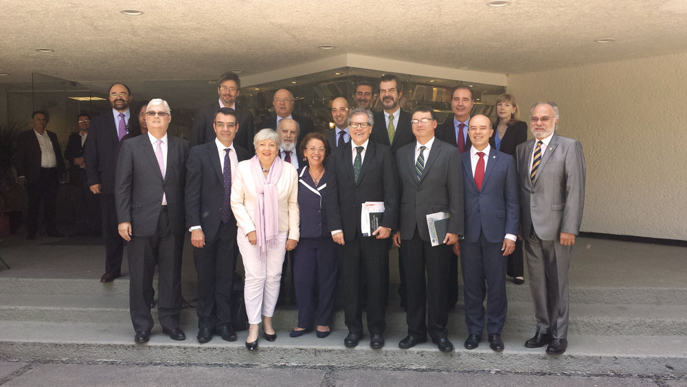 Secretario General de la OEA, la Comisión Interamericana de Derechos Humanos y la Corte Interamericana de derechos humanos